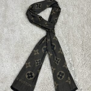 LV Scarf